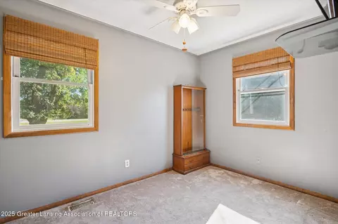Bedroom - 9520 Fenner Rd, Perry, MI 48872 photo 2 of 5