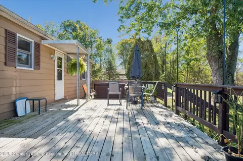 Exterior - 9520 Fenner Rd, Perry, MI 48872 photo 3 of 12