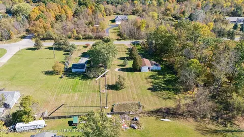 View/Area - 9520 Fenner Rd, Perry, MI 48872 photo 5 of 13