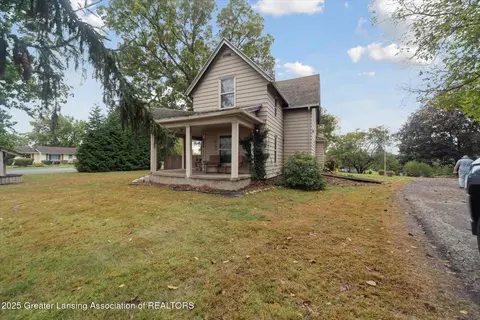 Exterior - 1965 E Round Lake Rd, Dewitt, MI 48820 photo 1 of 8