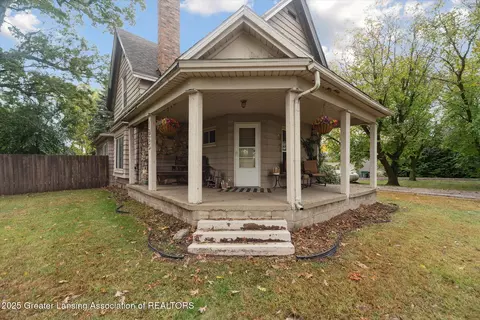 Exterior - 1965 E Round Lake Rd, Dewitt, MI 48820 photo 2 of 8
