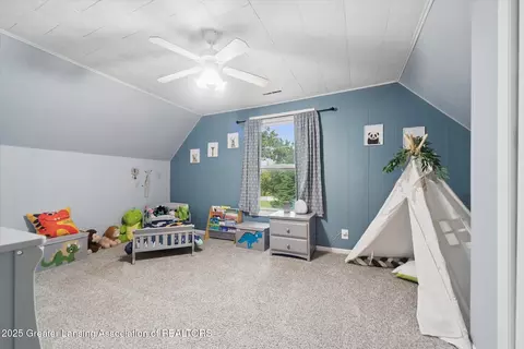 Bedroom - 1965 E Round Lake Rd, Dewitt, MI 48820 photo 5 of 6