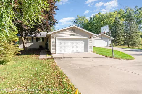 3601 W Huckleberry Trl, Farwell, MI 48622