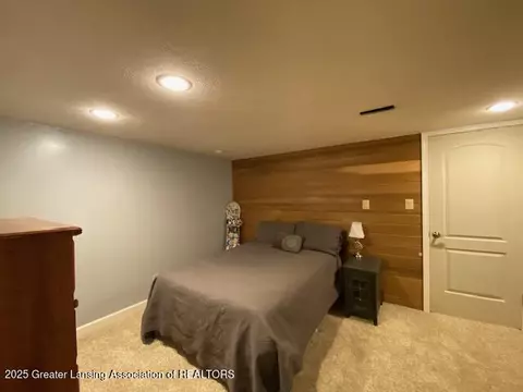Bedroom - 2151 Arbor Meadows Dr, Dewitt, MI 48820 photo 5 of 5