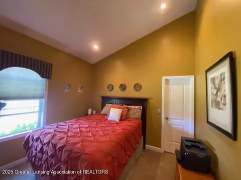 Bedroom - 2151 Arbor Meadows Dr, Dewitt, MI 48820 photo 4 of 5