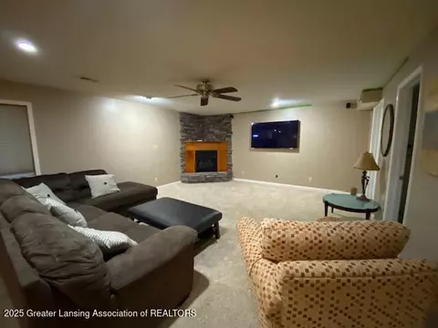 Living - 2151 Arbor Meadows Dr, Dewitt, MI 48820 photo 2 of 4