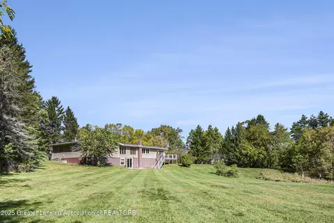 Exterior - 1226 E Round Lake Rd, Dewitt, MI 48820 photo 4 of 7