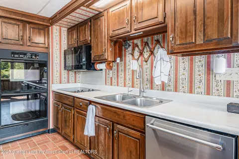 Kitchen - 1226 E Round Lake Rd, Dewitt, MI 48820 photo 1 of 3