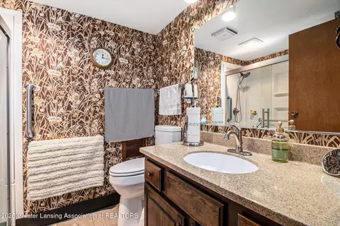 Bath - 1226 E Round Lake Rd, Dewitt, MI 48820 photo 1 of 5