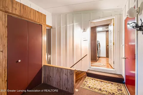 Entry Way - 1226 E Round Lake Rd, Dewitt, MI 48820 photo 1 of 1