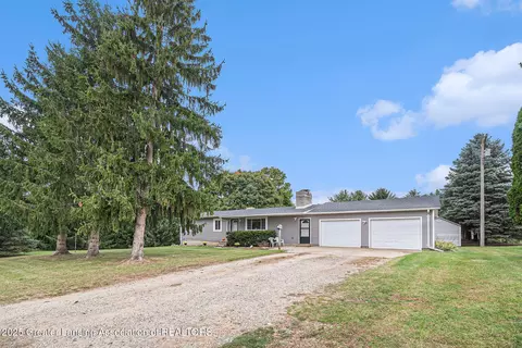 9992 Middleton Rd, Ovid, MI 48866
