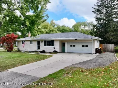 1858 Hall St, Holt, MI 48842