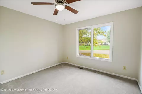Bedroom - 746 Tanbark Dr, Dimondale, MI 48821 photo 6 of 7