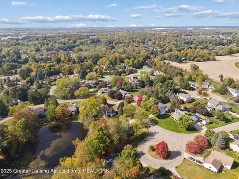 View/Area - 746 Tanbark Dr, Dimondale, MI 48821 photo 11 of 15