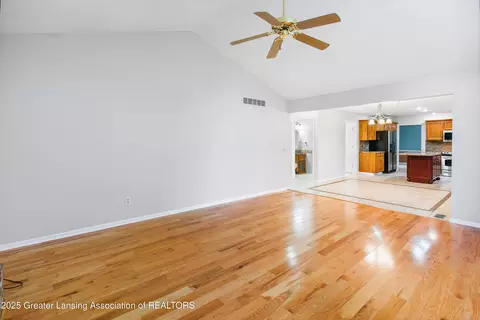 Living - 746 Tanbark Dr, Dimondale, MI 48821 photo 6 of 15