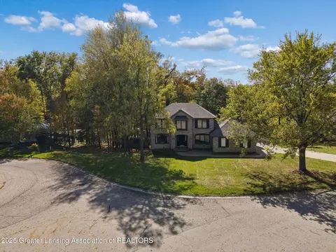 View/Area - 746 Tanbark Dr, Dimondale, MI 48821 photo 2 of 15