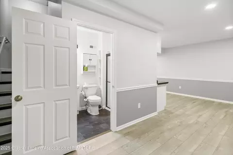Entry Way - 746 Tanbark Dr, Dimondale, MI 48821 photo 9 of 12