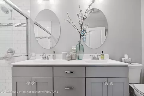 Bath - 5342 E Hawk Hollow Dr, Bath, MI 48808 photo 2 of 3