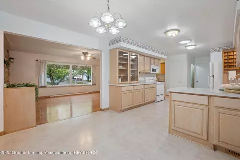 Kitchen - 502 E Mcconnell St, Saint Johns, MI 48879 photo 5 of 5