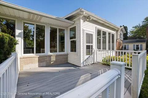 Exterior - 502 E Mcconnell St, Saint Johns, MI 48879 photo 8 of 10