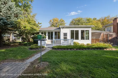 Exterior - 502 E Mcconnell St, Saint Johns, MI 48879 photo 5 of 10