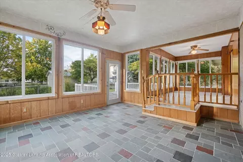 Exterior - 502 E Mcconnell St, Saint Johns, MI 48879 photo 2 of 10