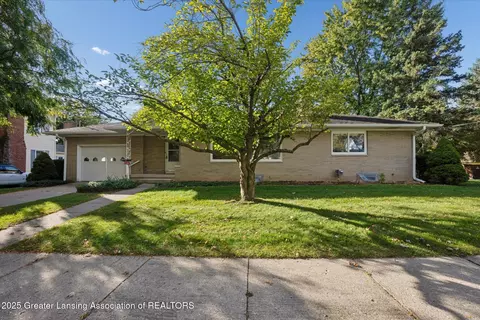 Exterior - 502 E Mcconnell St, Saint Johns, MI 48879 photo 1 of 10
