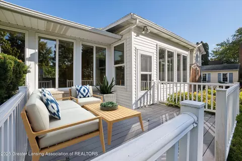 Exterior - 502 E Mcconnell St, Saint Johns, MI 48879 photo 7 of 10