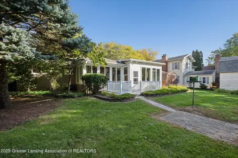 Exterior - 502 E Mcconnell St, Saint Johns, MI 48879 photo 4 of 10