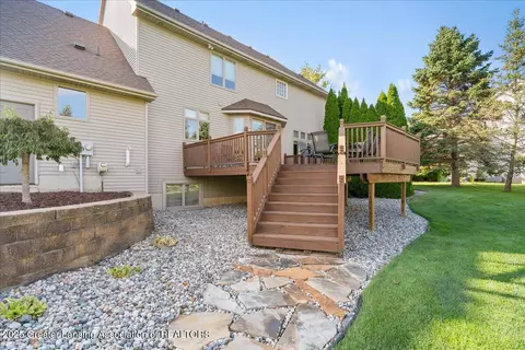Exterior - 11701 Hidden Ridge Dr, Dewitt, MI 48820 photo 7 of 12