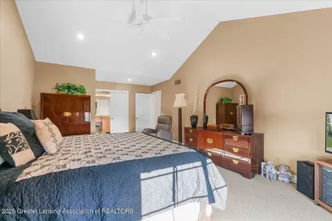 Bedroom - 11701 Hidden Ridge Dr, Dewitt, MI 48820 photo 6 of 7