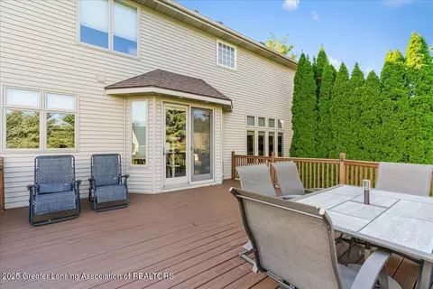 Exterior - 11701 Hidden Ridge Dr, Dewitt, MI 48820 photo 5 of 12