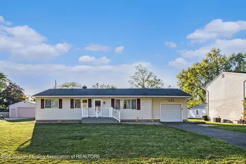 523 Theo Ave, Lansing, MI 48917