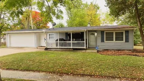 833 Dornell Ave, Lansing, MI 48910