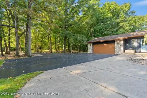 4725 Jadestone Dr, Williamston, MI 48895 photo 4