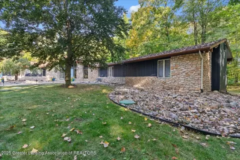 4725 Jadestone Dr, Williamston, MI 48895 photo 7
