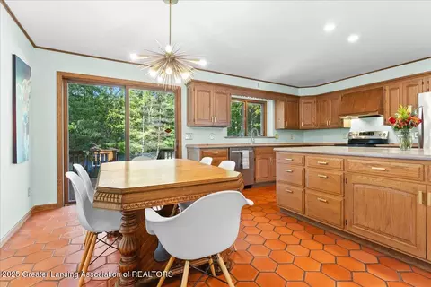 4725 Jadestone Dr, Williamston, MI 48895 photo 11