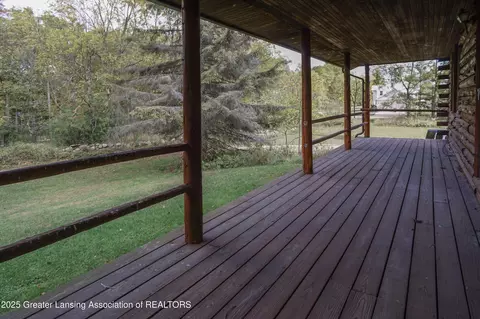 Exterior - 9515 W Moss Rd, Fowler, MI 48835 photo 5 of 8