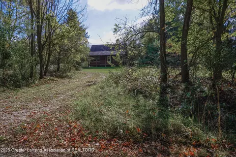 Exterior - 9515 W Moss Rd, Fowler, MI 48835 photo 1 of 8