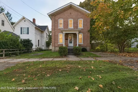 810 N Walnut St, Lansing, MI 48906