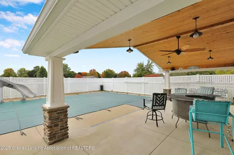 214 E Main St, Westphalia, MI 48894 photo 43