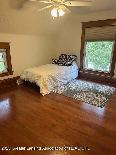 214 E Main St, Westphalia, MI 48894 photo 28
