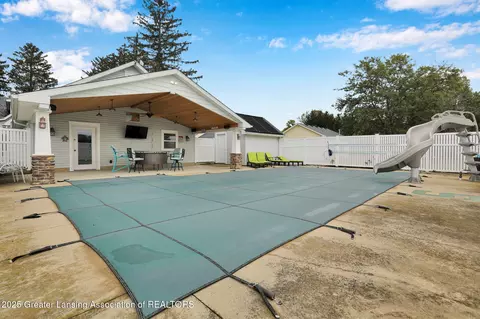 214 E Main St, Westphalia, MI 48894 photo 45