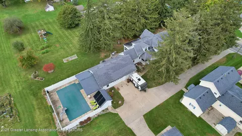 214 E Main St, Westphalia, MI 48894 photo 60