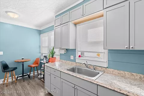 Kitchen - 1323 E Csar E Chvez Ave, Lansing, MI 48906 photo 3 of 3