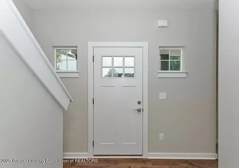 Entry Way - 6 Main, Owosso, MI 48867 photo 1 of 2