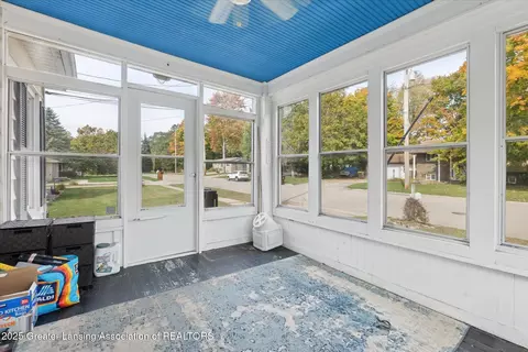 415 W Washington St, Dewitt, MI 48820 photo 4