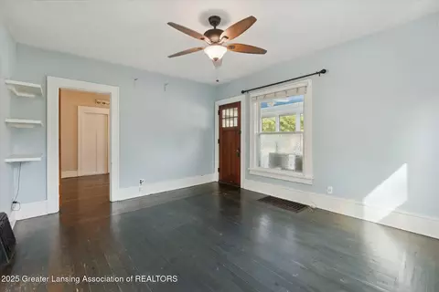 415 W Washington St, Dewitt, MI 48820 photo 6