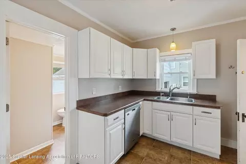415 W Washington St, Dewitt, MI 48820 photo 14