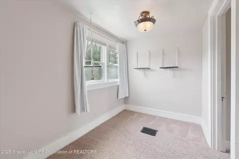 415 W Washington St, Dewitt, MI 48820 photo 18